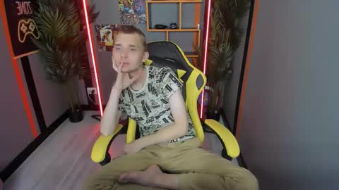 Snapshot of tim_blackk chatting on October 6, 4:04 pm Tim online show from October 6, 4:04 pm