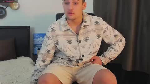 Snapshot of tim_mart chatting on January 15, 2:56 pm ask me online show from January 15, 2:56 pm