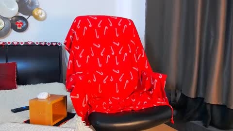 Snapshot of tim_mart chatting on February 10, 7:15 am ask me online show from February 10, 7:15 am