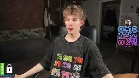 Snapshot of tim_milll chatting on June 15, 9:50 pm Tim online show from June 15, 9:50 pm
