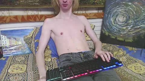 Snapshot of tima_drunk chatting on December 3, 3:44 pm Timofey online show from December 3, 3:44 pm