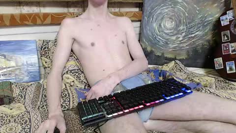 Snapshot of tima_drunk chatting on December 22, 1:34 am Timofey online show from December 22, 1:34 am