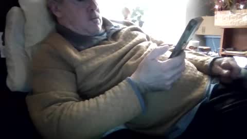 timb800000 online show from January 9, 1:03 pm