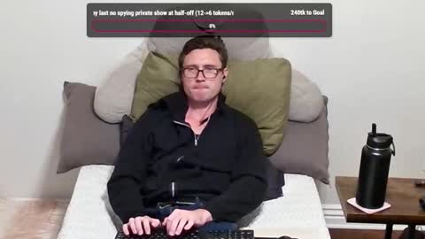 Snapshot of timelord157501 chatting on November 9, 8:23 am TimeLordRaps online show from November 9, 8:23 am