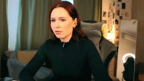 Snapshot of timewithcoffee chatting on April 4, 4:44 am Polly online show from April 4, 4:44 am