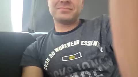 Snapshot of timmeeh89 chatting on March 1, 11:23 am timmeeh89 online show from March 1, 11:23 am