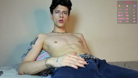 timmy  independent model  help me reach 50 thumbs up pls online show from August 6, 8:27 am