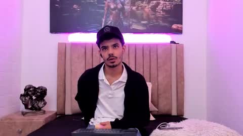 Snapshot of timothe_evans chatting on January 15, 4:28 am Evans online show from January 15, 4:28 am