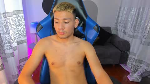 Snapshot of timothy_jones1 chatting on February 1, 4:54 pm timi jones online show from February 1, 4:54 pm