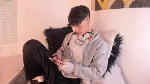 Timothy 21 years old online show from January 6, 3:09 am