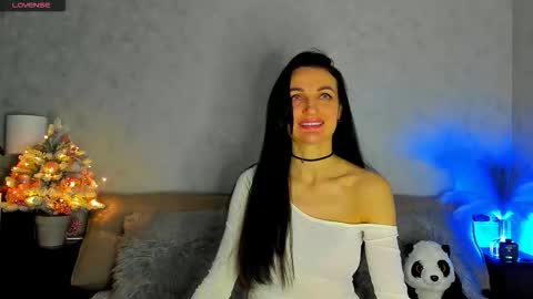 Tina online show from December 13, 7:53 pm