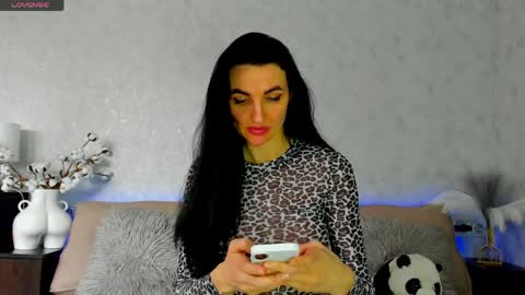 Tina online show from April 10, 11:26 am