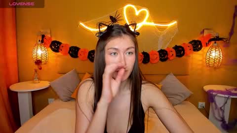 Tina  online show from October 26, 1:33 am