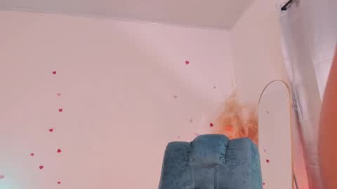 T I N A online show from September 16, 4:30 pm