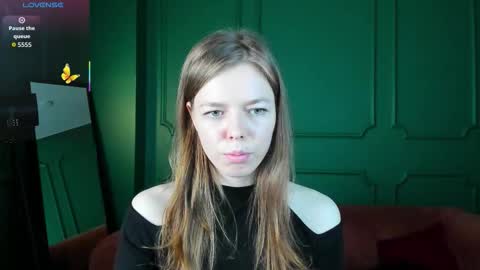 tina_tayllor__ online show from March 6, 9:33 pm