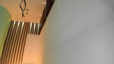 Tina  online show from December 2, 4:51 am