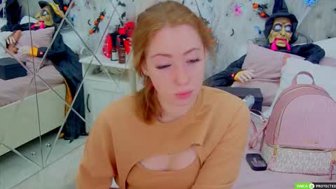 Tina online show from October 28, 3:54 am