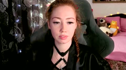 Tina online show from March 3, 4:51 am