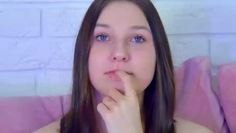 TinaBurton online show from February 17, 4:24 pm