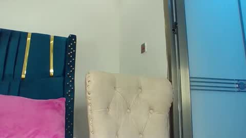 tinashe online show from September 29, 7:19 pm