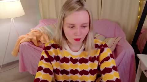 Snapshot of tinasiner chatting on March 1, 1:46 pm tinasiner online show from March 1, 1:46 pm