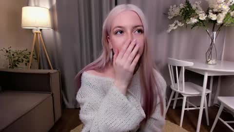 Annie online show from October 22, 10:42 pm