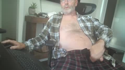 Snapshot of tincup430 chatting on October 6, 11:51 am 5 day load on deck online show from October 6, 11:51 am