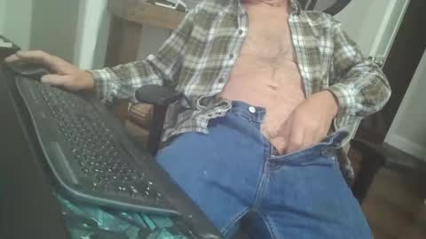 Snapshot of tincup430 chatting on October 30, 11:44 am 5 day load on deck online show from October 30, 11:44 am