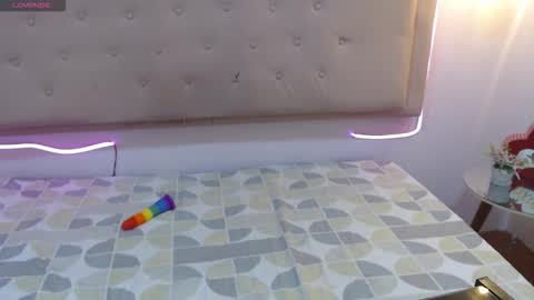 tinisweet online show from January 16, 6:45 pm