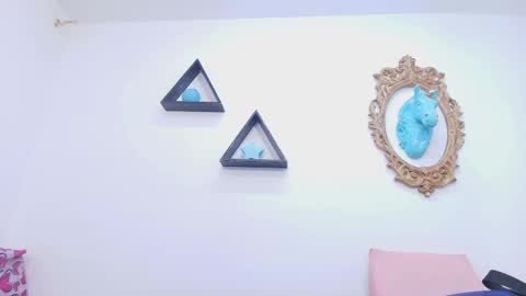 tinkerbell online show from September 12, 7:14 pm