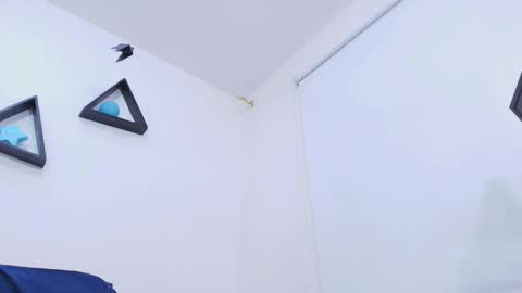 tinkerbell online show from November 18, 7:18 pm