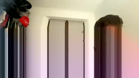 Snapshot of tinky0101 chatting on October 27, 5:17 pm tinky0101 online show from October 27, 5:17 pm