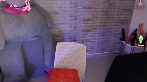 Tinna Goddess online show from February 11, 3:39 pm