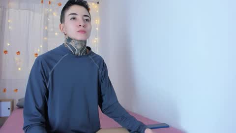 TINNY AND CANDY online show from November 6, 12:17 pm