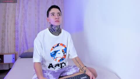 TINNY AND CANDY online show from November 18, 11:58 am