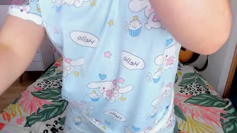 Emmy M online show from February 19, 5:58 am