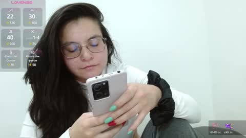 Tiny Caroline online show from February 11, 4:11 am