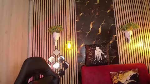 Tiny  online show from June 4, 1:55 am