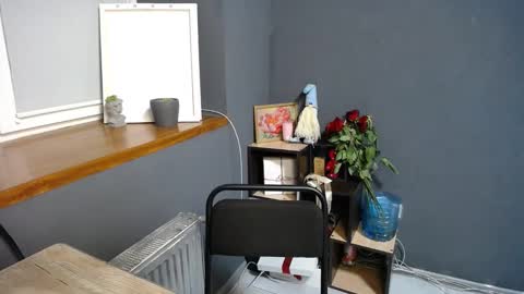 Gloria online show from February 28, 2:53 pm