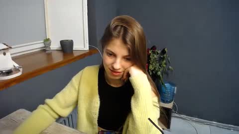 Gloria online show from March 6, 8:08 am