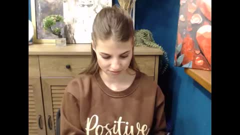 Gloria online show from November 18, 7:24 am