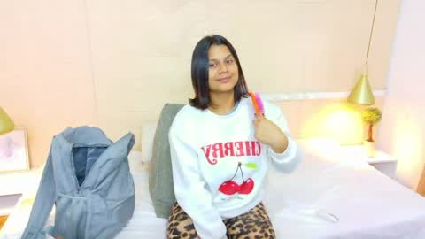 tiny_whore18 online show from March 31, 8:04 am