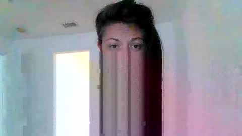 tinyassbossymilf online show from October 31, 5:58 pm