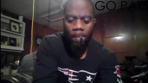 tinycock_1979 online show from December 26, 8:07 am