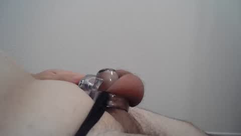 Snapshot of tinyd46 chatting on October 3, 11:24 pm tinyd46 online show from October 3, 11:24 pm
