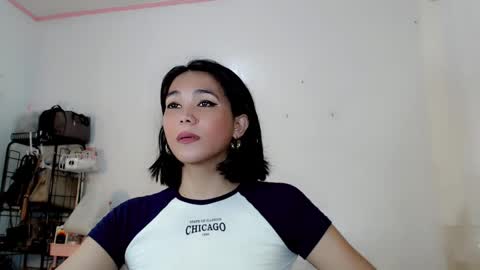 Make me Happy online show from December 7, 5:48 am