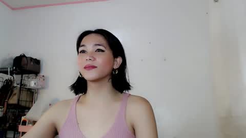 Make me Happy online show from December 8, 3:21 am