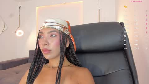 Luna  online show from January 21, 2:05 pm