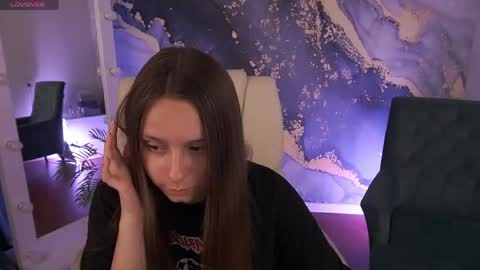 tinynataliee online show from June 8, 12:38 pm