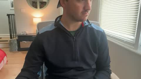 Snapshot of tiptop1088 chatting on April 16, 5:03 pm tiptop1088 online show from April 16, 5:03 pm